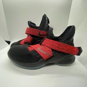 Nike Kids Lebron Soldier XII Basketball Shoes